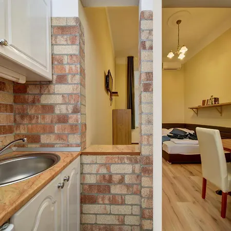 Fashionstreet Midpoint Apartment Budapeşte